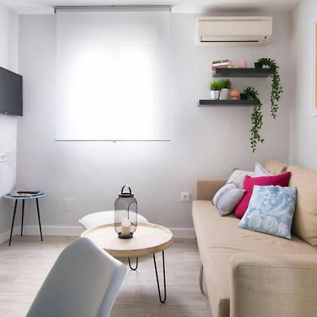 Cruz Apartment Madrid Exterior photo