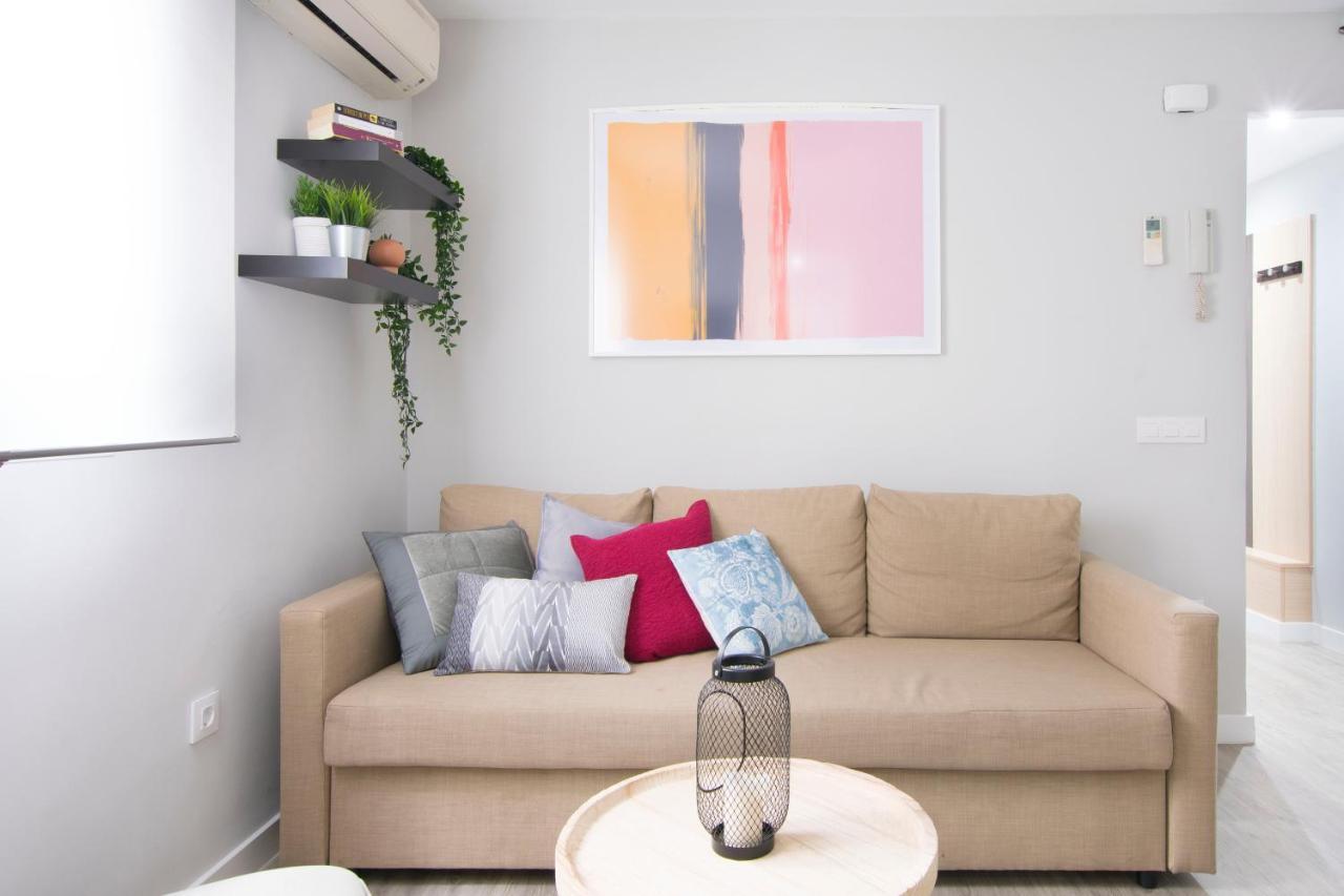 Cruz Apartment Madrid Exterior photo