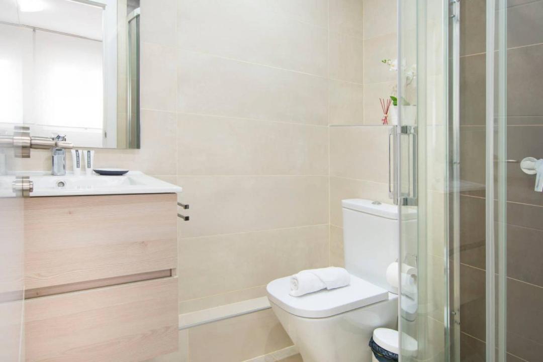 Cruz Apartment Madrid Exterior photo